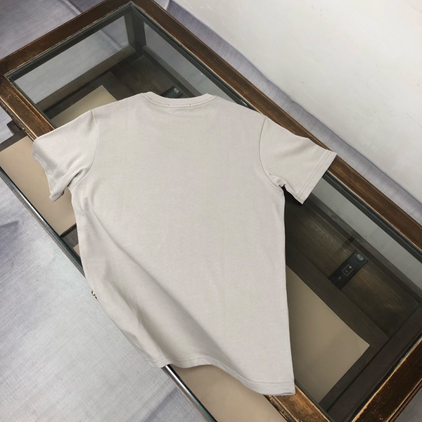 ブランドTシャツ全体デザイン